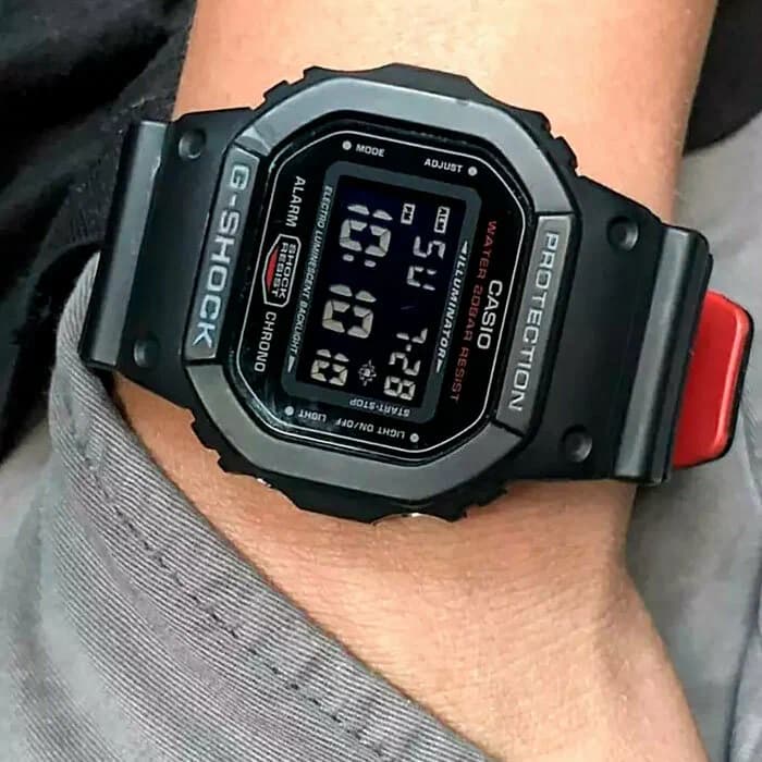 DW-5600UHR-1 2