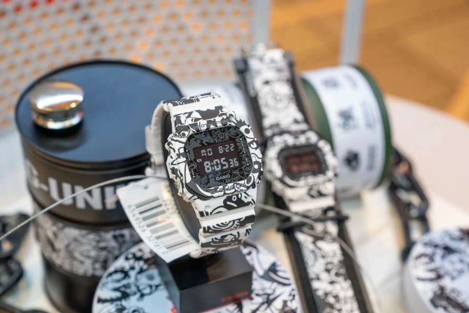 DW-5600GU-7E 6